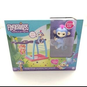 Fingerlings Monkey Bar Playset Liv Baby Monkey